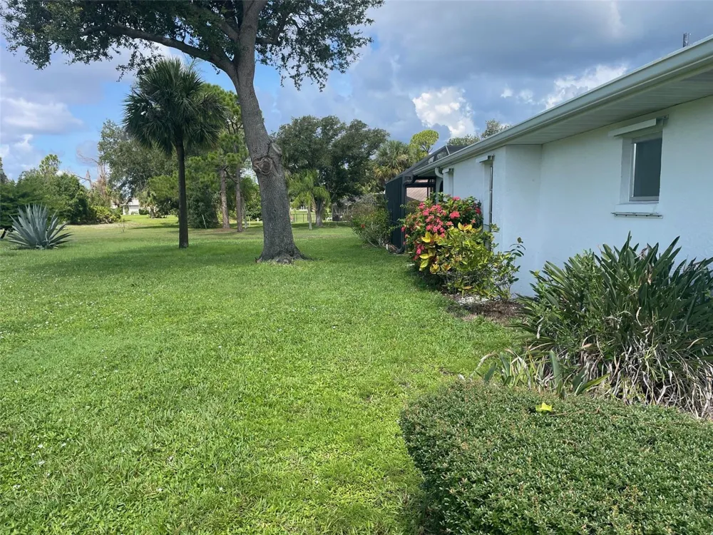 1091 VENTURE COURT Punta Gorda, FL 33983
