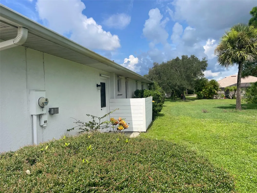 1091 VENTURE COURT Punta Gorda, FL 33983