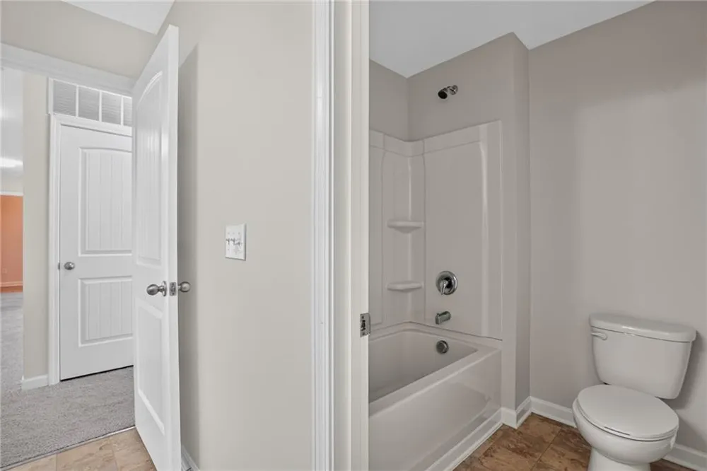 1961 Osprey Drive Hampton, GA 30228