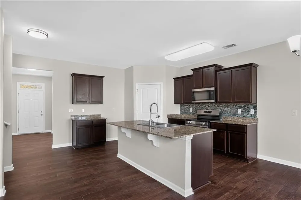 1961 Osprey Drive Hampton, GA 30228