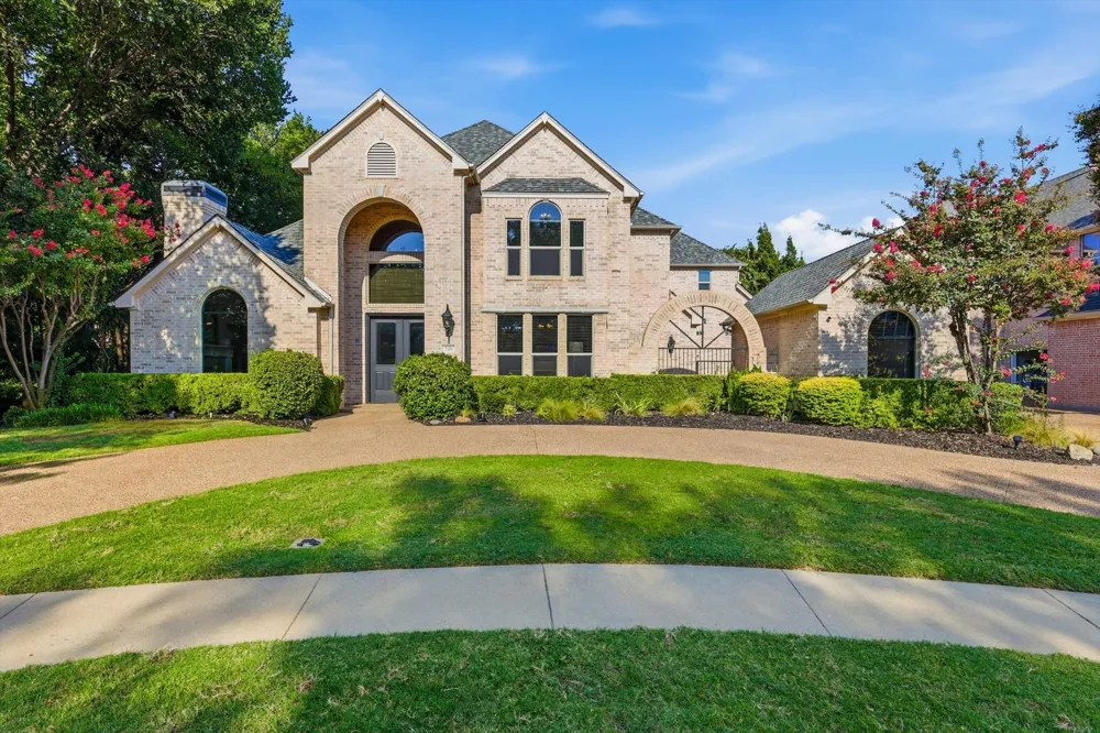 728 Castle Creek Drive Coppell, TX 75019