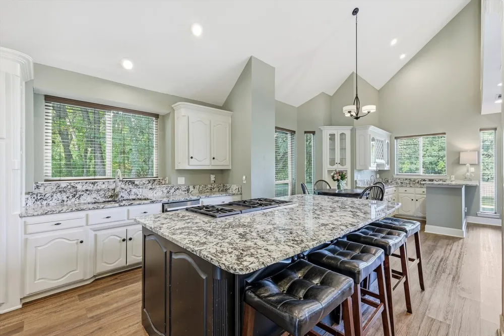 728 Castle Creek Drive Coppell, TX 75019