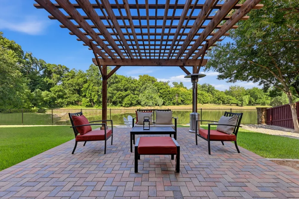 728 Castle Creek Drive Coppell, TX 75019