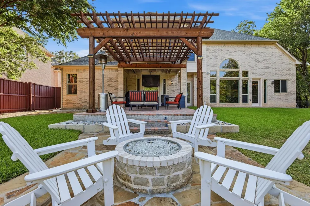 728 Castle Creek Drive Coppell, TX 75019