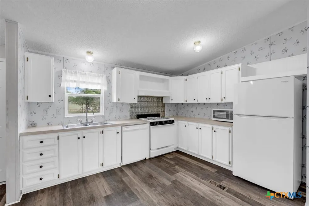 156 Julie Lane Kingsland, TX 78639