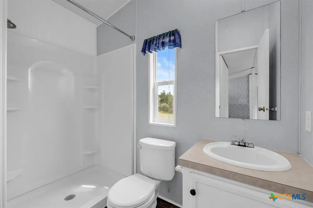 156 Julie Lane Kingsland, TX 78639