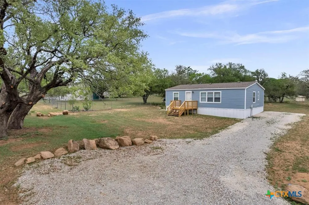 156 Julie Lane Kingsland, TX 78639