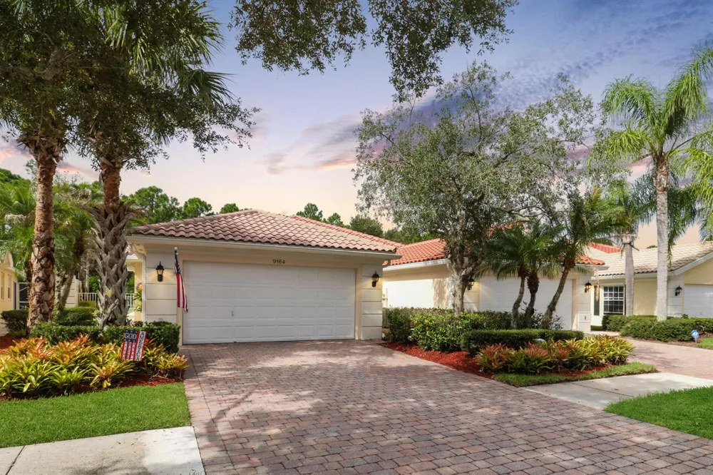 9164 SE Hawks Nest Court Hobe Sound, FL 33455