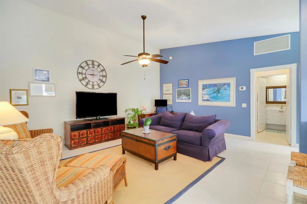 9164 SE Hawks Nest Court Hobe Sound, FL 33455