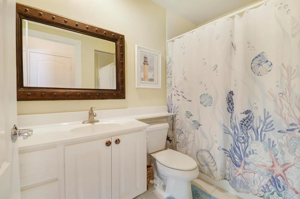 9164 SE Hawks Nest Court Hobe Sound, FL 33455