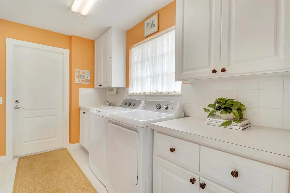 9164 SE Hawks Nest Court Hobe Sound, FL 33455