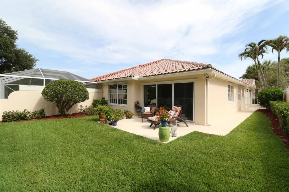 9164 SE Hawks Nest Court Hobe Sound, FL 33455