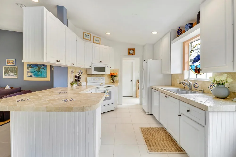 9164 SE Hawks Nest Court Hobe Sound, FL 33455
