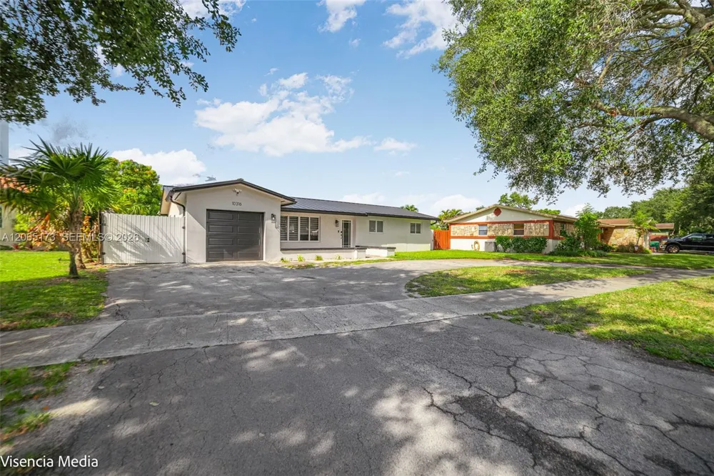 10316 SW 50th St Cooper City, FL 33328
