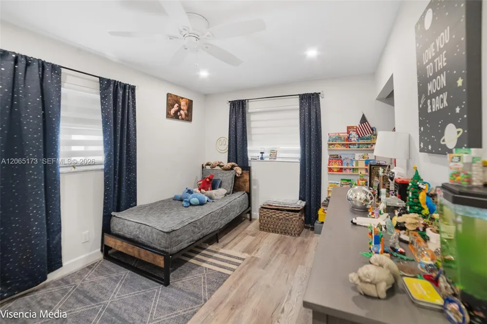 10316 SW 50th St Cooper City, FL 33328