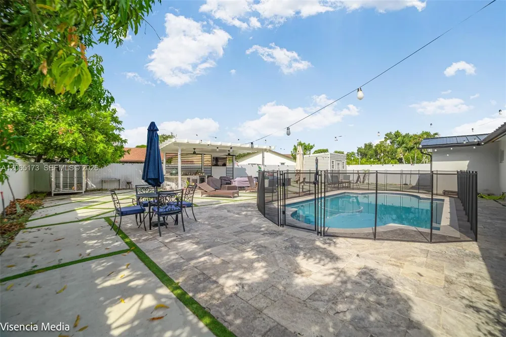 10316 SW 50th St Cooper City, FL 33328