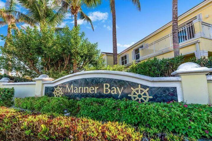 601 MARINER BAY BOULEVARD Fort Pierce, FL 34949