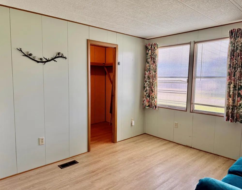 2301 SE 33RD STREET Okeechobee, FL 34974