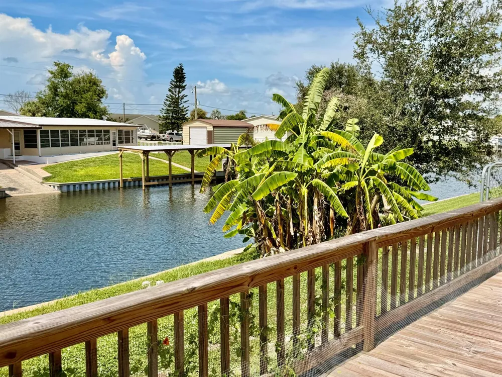 2301 SE 33RD STREET Okeechobee, FL 34974