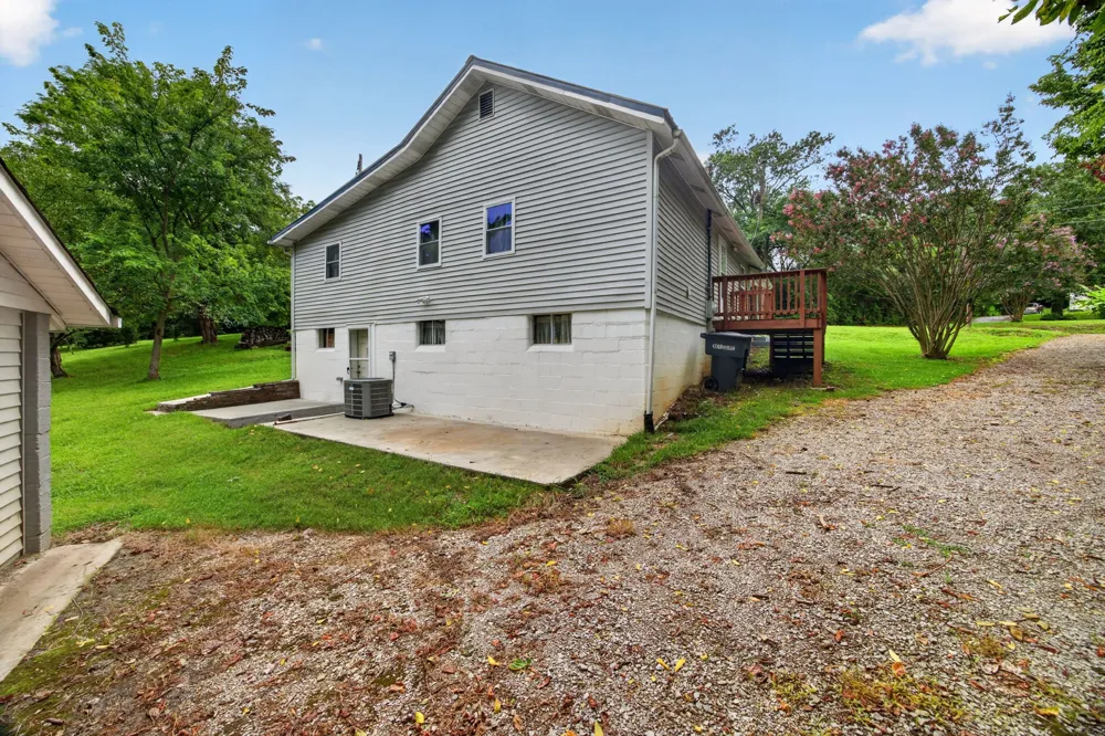 52 Columbia St Cookeville, TN 38501
