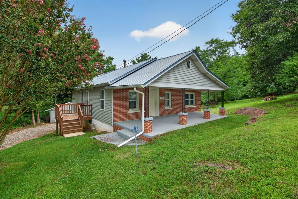 52 Columbia St Cookeville, TN 38501