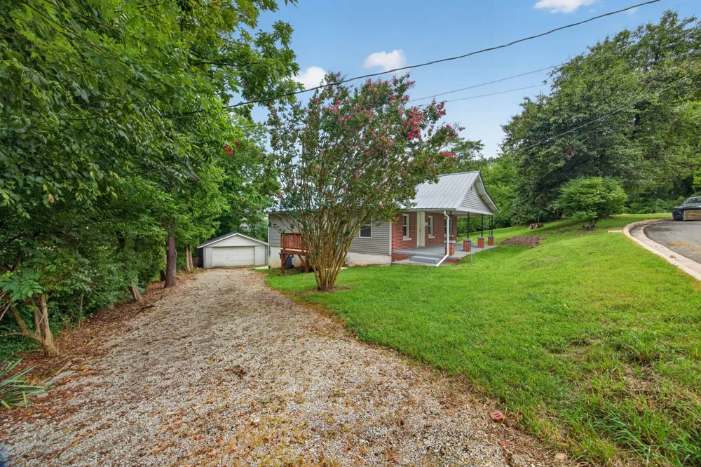 52 Columbia St Cookeville, TN 38501