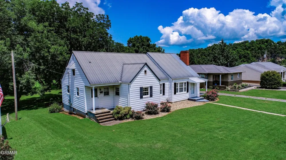 125 Washington Avenue Newport, TN 37821