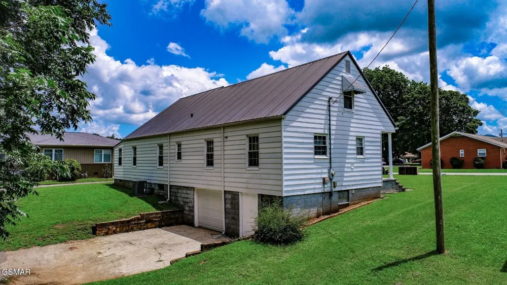 125 Washington Avenue Newport, TN 37821