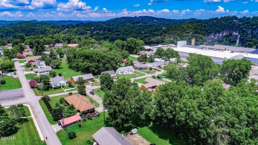 125 Washington Avenue Newport, TN 37821