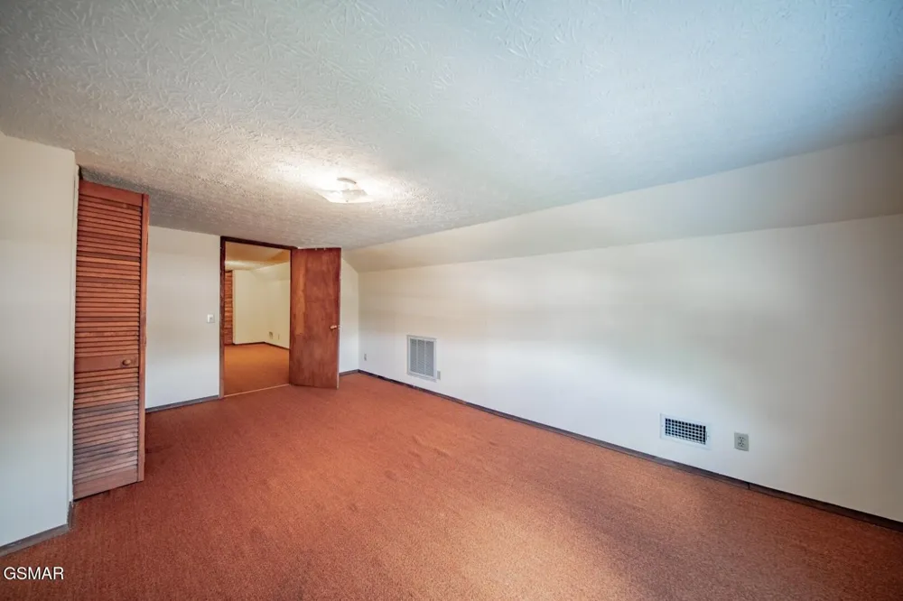 125 Washington Avenue Newport, TN 37821