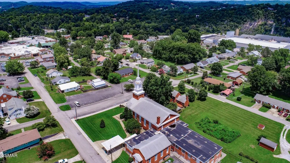 125 Washington Avenue Newport, TN 37821