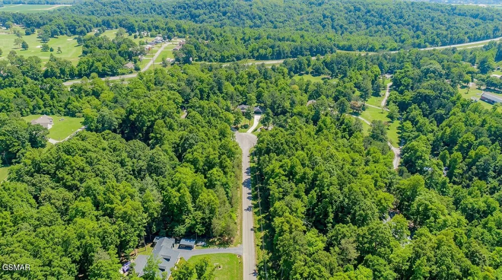 1413 Timber Trail Newport, TN 37821