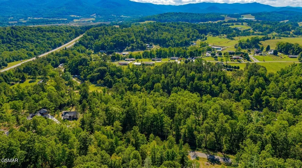 1413 Timber Trail Newport, TN 37821