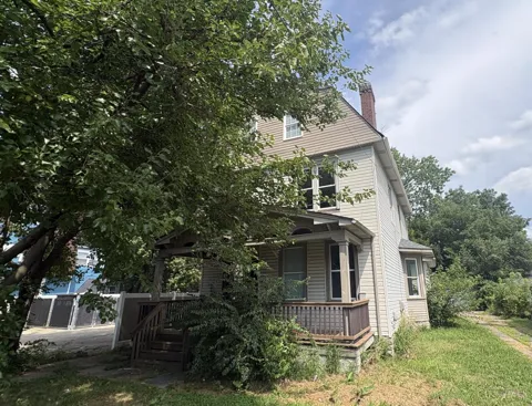 4818 Section Avenue