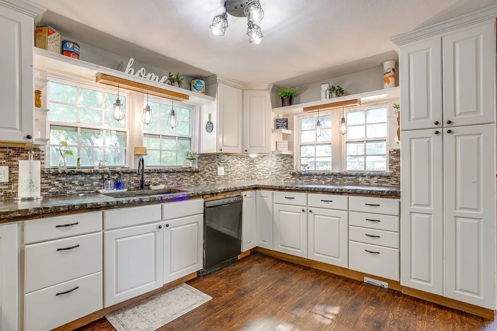 515 SW 13th Street Mineral Wells, TX 76067