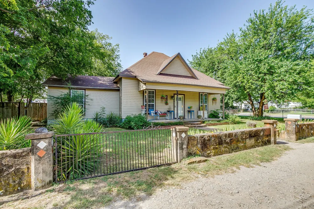 515 SW 13th Street Mineral Wells, TX 76067