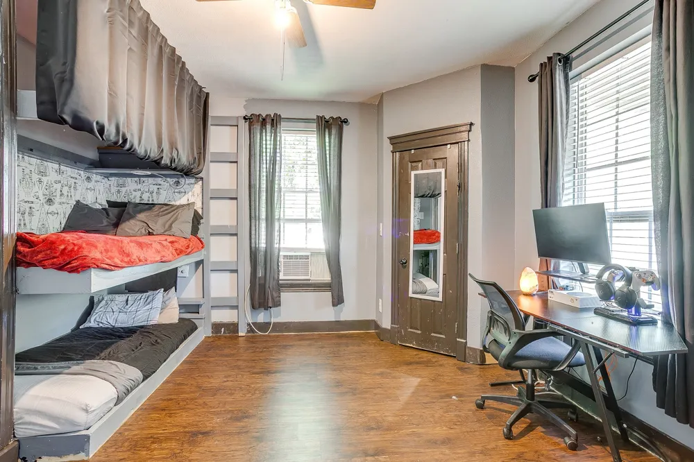 515 SW 13th Street Mineral Wells, TX 76067
