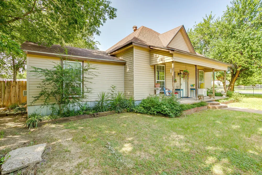 515 SW 13th Street Mineral Wells, TX 76067