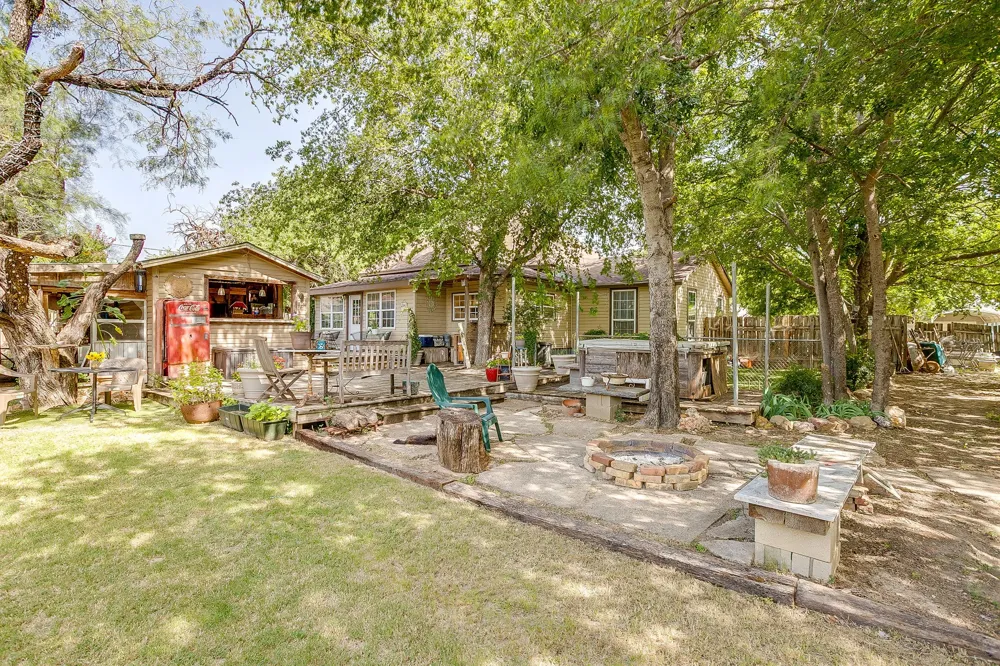 515 SW 13th Street Mineral Wells, TX 76067