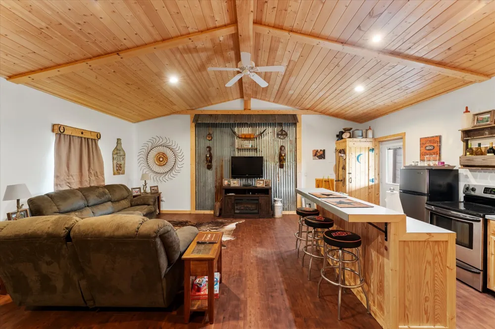 7267 E Texas Highway 49 Highway Mt Pleasant, TX 75455