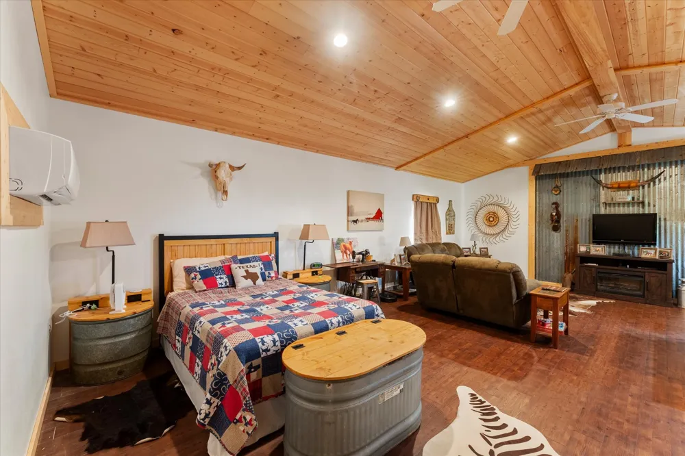 7267 E Texas Highway 49 Highway Mt Pleasant, TX 75455