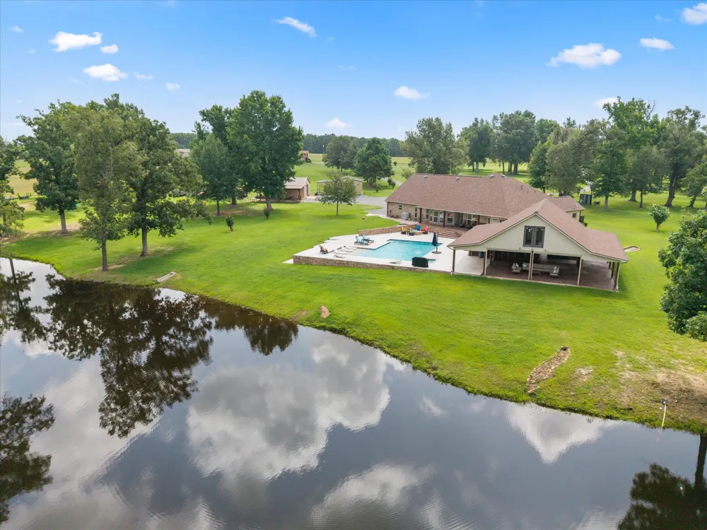 7267 E Texas Highway 49 Highway Mt Pleasant, TX 75455