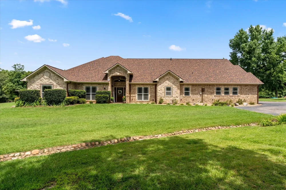7267 E Texas Highway 49 Highway Mt Pleasant, TX 75455