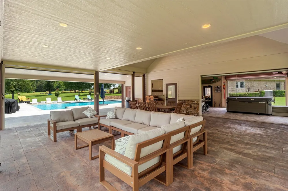 7267 E Texas Highway 49 Highway Mt Pleasant, TX 75455