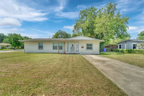 2682 Wasina Drive