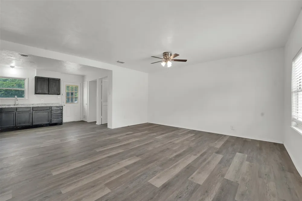 2682 Wasina Drive Farmers Branch, TX 75234