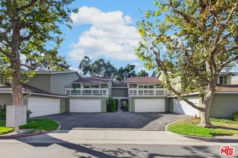 2931 Sierra Crest Way