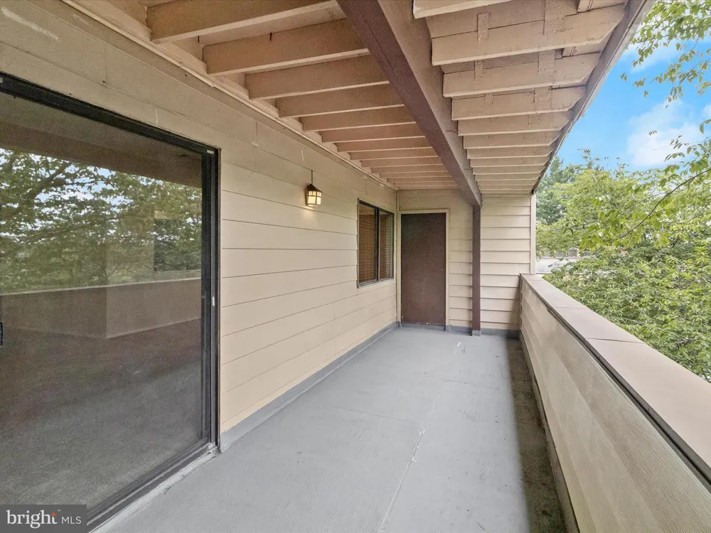 7 WINDBLOWN COURT #201 Baltimore, MD 21209
