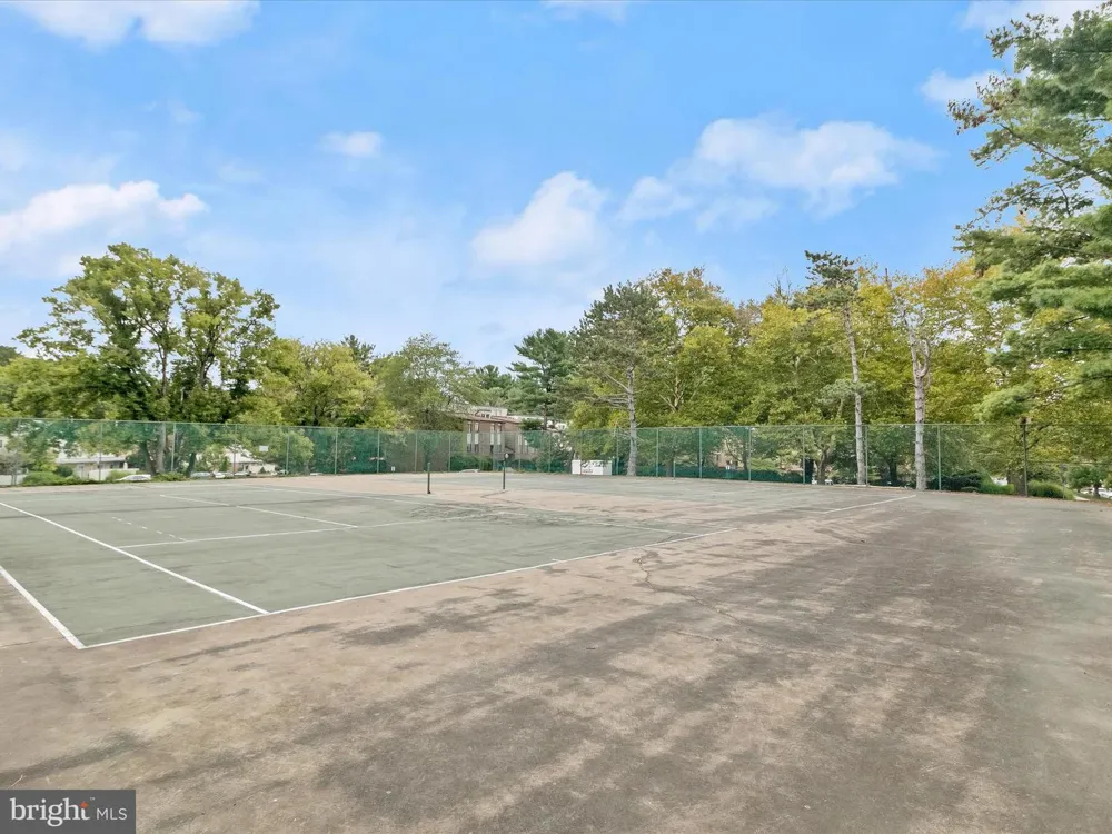 7 WINDBLOWN COURT #201 Baltimore, MD 21209