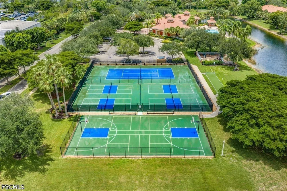 Bently Circle Fort Myers, FL 33912